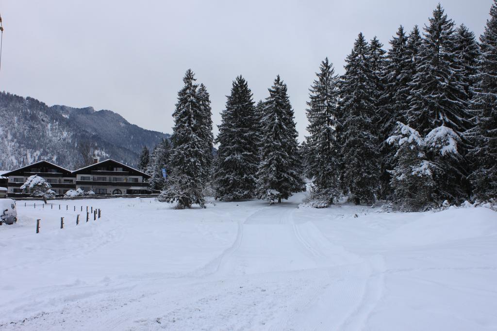 Apartment Zugspitz Farchant Zimmer foto